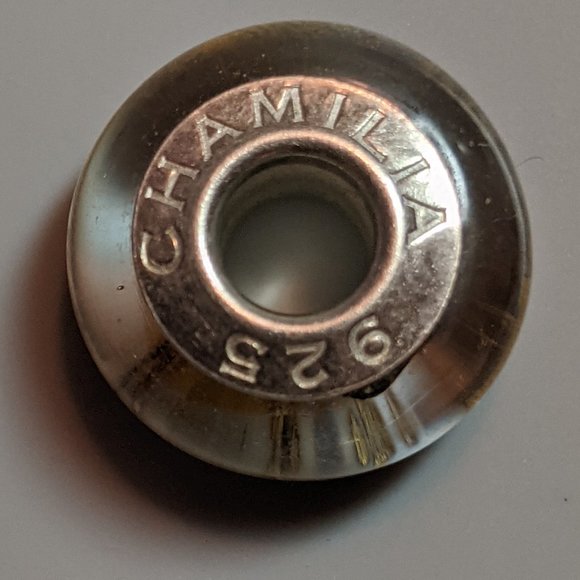 Chamelia glass charm - Picture 3 of 3